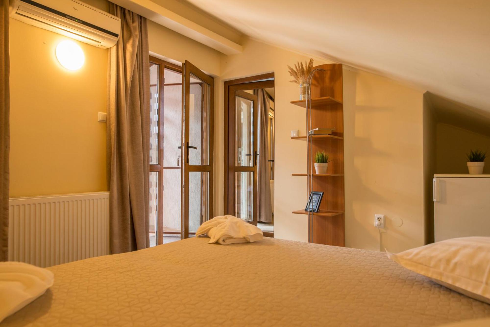 Pensiunea 4 Salcii Băltenii de Sus Zimmer foto